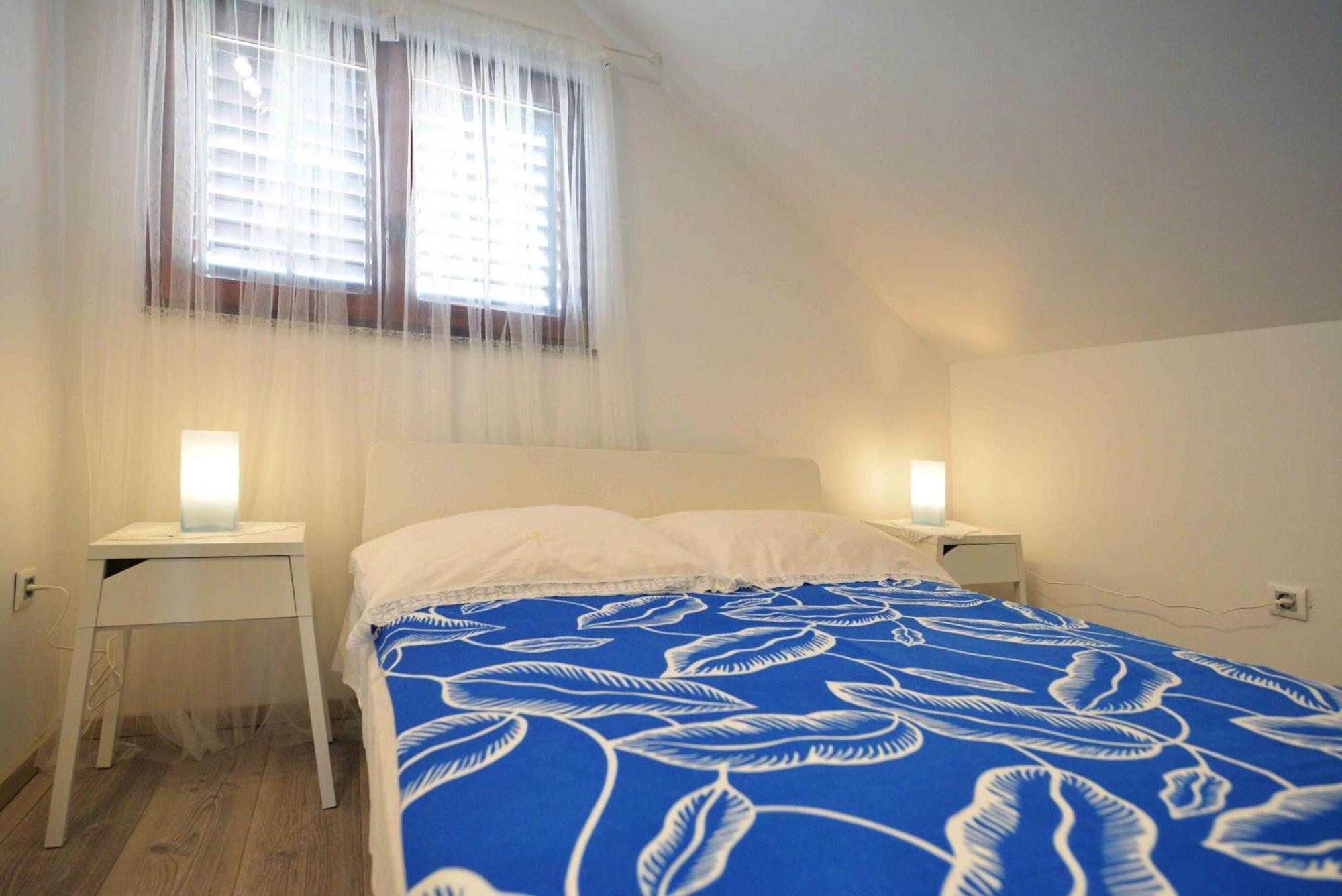 Apartments Mili - Near The Sea And The Centar Of Place Betina  Exterior foto